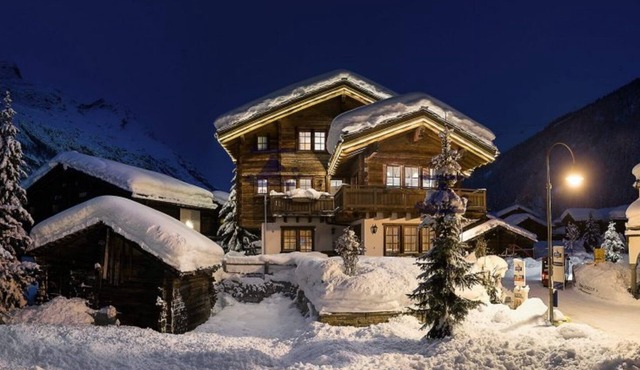Luxury Alpine Escape, Matterhorn Chalet 1012