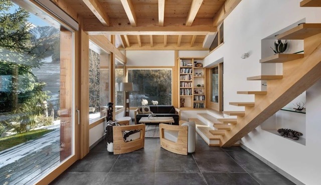 Luxury Alpine Retreat: Secluded Chalet, Stunning Views & Private Garden