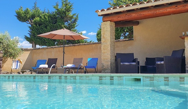 Luxury amenities - Mas en Provence * Secure, private SWIMMING POOL