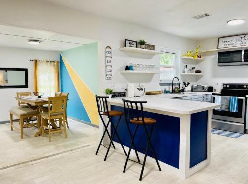 Luxury and Cute Choctow Beach Home
