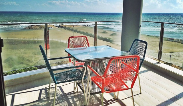 Luxury and Modern Beach Apartment with Sea Views