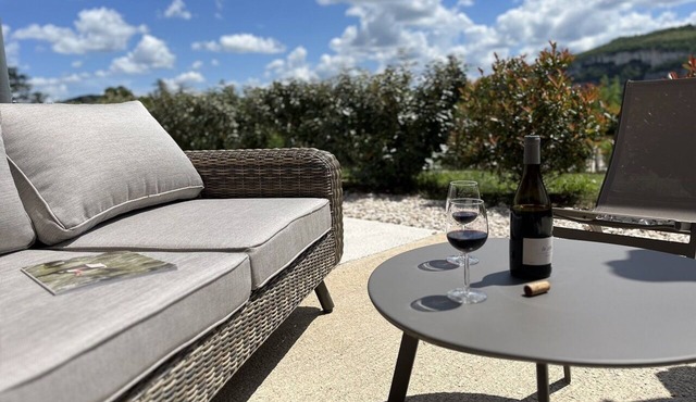 Luxury and refinement opposite Saint Cirq Lapopie