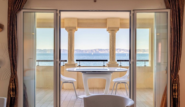 Luxury and sea view, 3 bedrooms, plage des Catalans