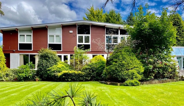 Luxury and Tranquil Scottish Home nestled between the Sea and the Hills
