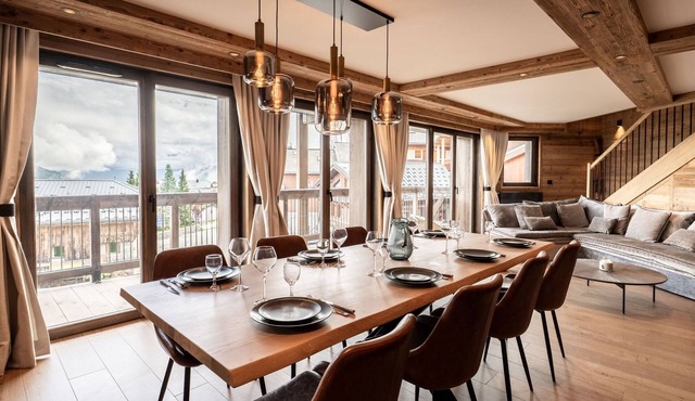 Luxury Apartment 170m², 5 Bedrooms, Ski Nearby, Parking, Wifi