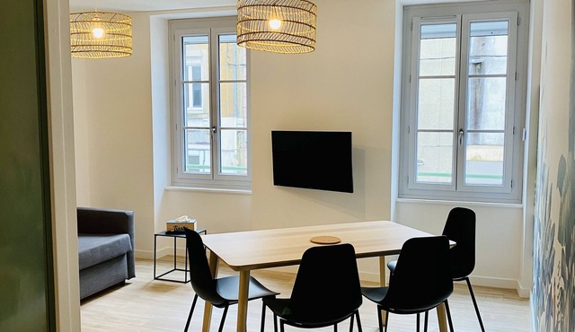 Luxury Apartment - Street View