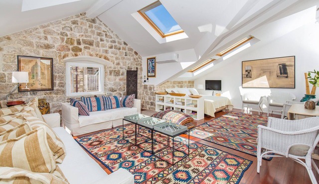Luxury Apartment Arte in Old Town