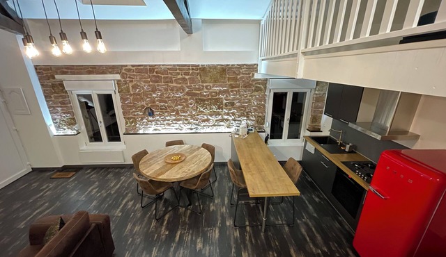 Luxury Apartment Atypical