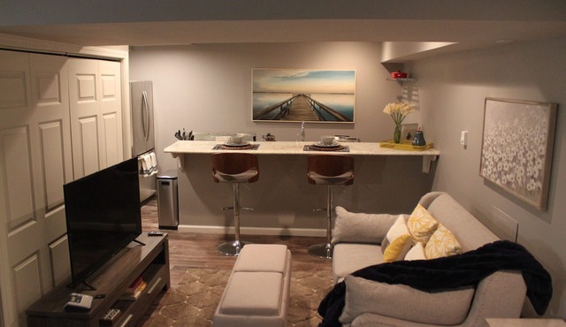 Luxury Apartment Close to Mayo and St. Mary s.