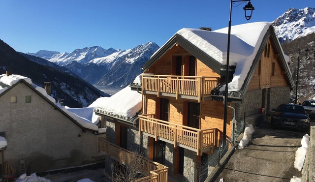 Luxury apartment close to all amenities