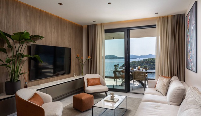 Luxury Apartment D&D with Sea Access