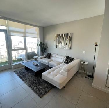 Luxury apartment- Downtown LA