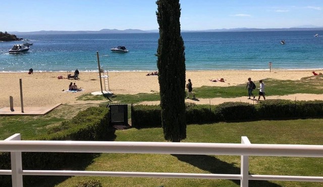 LUXURY APARTMENT IN FIRST LINE OF SEA, DIRECT ACCESS TO PLAYA ALMADRAVA