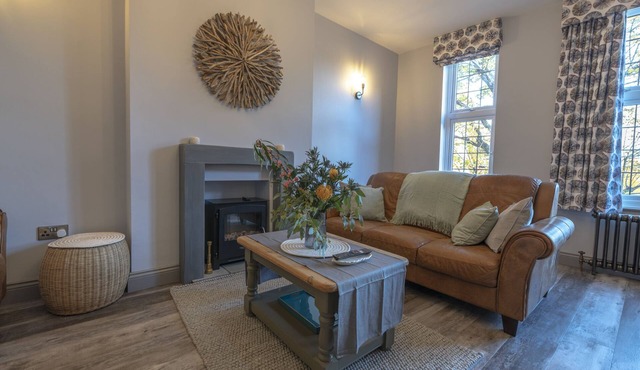 luxury apartment in peaceful meads village with all amenities and beach nearby