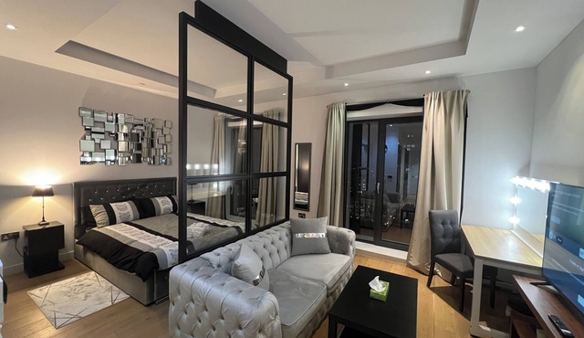 Luxury Apartment in the Exclusive The City Island