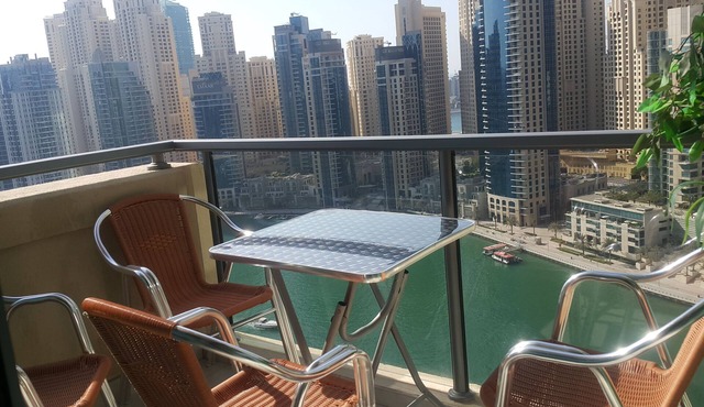 Luxury apartment In the heart of Dubai Marina, No.1 best tower next to the beach