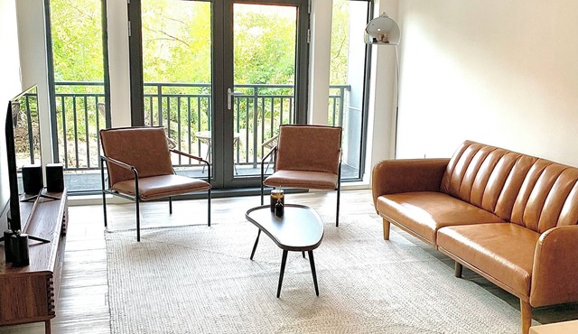 Luxury apartment in the heart of Quincy