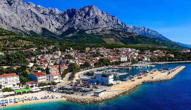 Luxury apartment on the Makarska Riviera