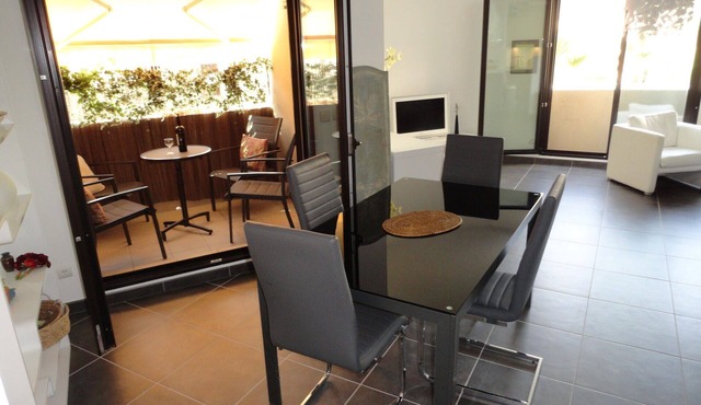 Luxury apartment, perfect for beach and exploring Juan-les-Pins and Antibes,