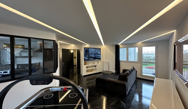 Luxury Apartment - Sea View - Jacuzzi - Balcony