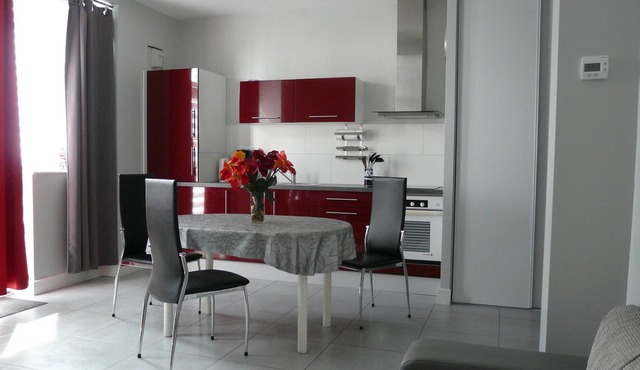 LUXURY APARTMENT, WELL PLACE, Wifi ... L. laundry, dishwashing