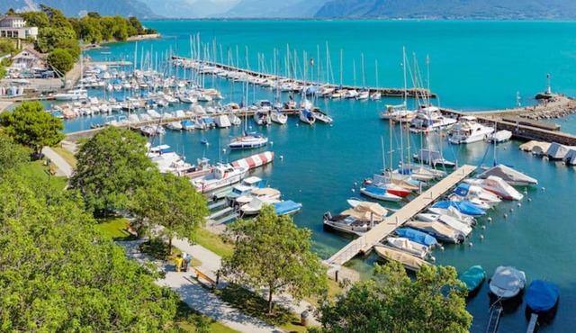 Luxury apartment with lake and Mountain View in Montreux Vevey