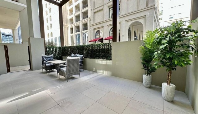 Luxury Apartment With Private Beach Access In Creek Beach