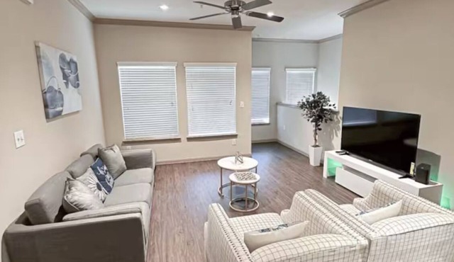 Luxury apartment with private garage