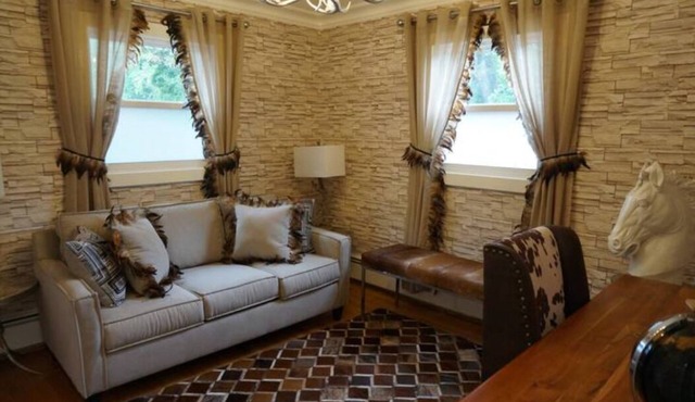 Luxury Apartment with Patio