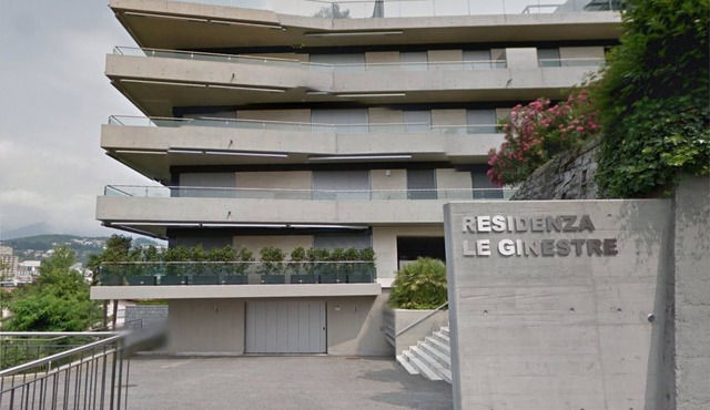 Luxury Apartments, near the lake, 3 bedrooms, 3 bath, parking