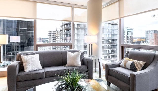 Luxury Apt w/Gym Downtown