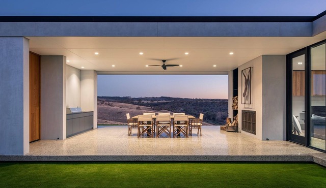 Luxury architecturally designed holiday home with spectacular views