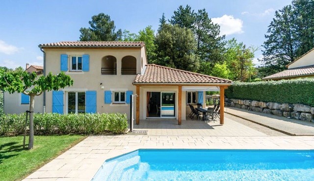 Luxury Ardeche Villa | Villa Vivre | 4 Bedrooms | Private Pool