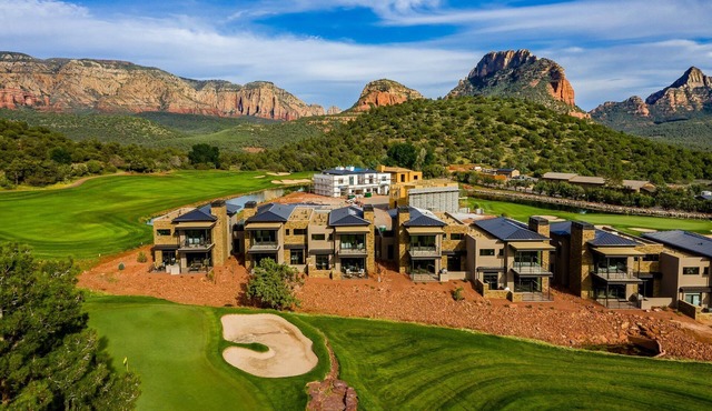 Luxury at Seven Canyons, Golf, Stunning Views, Resort Perks & Pet's OK!
