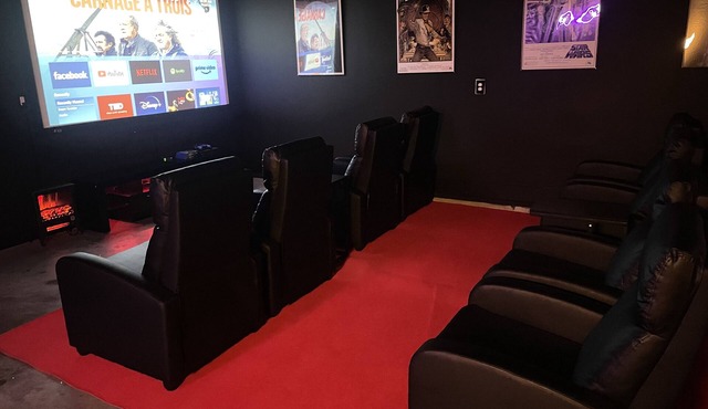 Luxury Bachelorette Fiesta - Movie Theater & Rooftops 20 guests, Downtown view