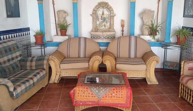 Luxury Basecamp in the epicenter of Geoparque de Granada.accomodates up to 12.n