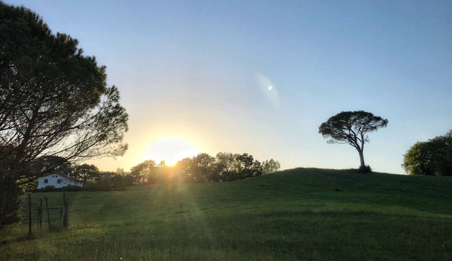 Luxury Basque villa for 7 people between sea and mountains