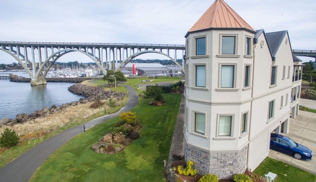 Luxury bay front condo just south of the Newport bridge with stunning views!