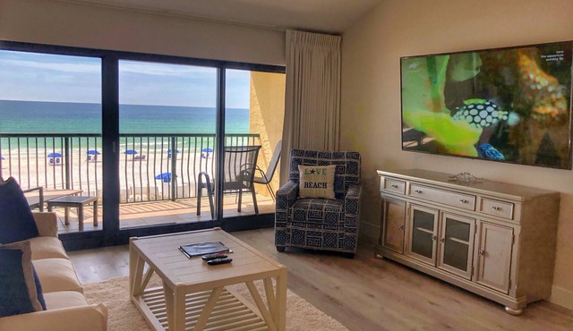 Luxury Beach Front- Top Floor Balcony Panoramic Gulf Views