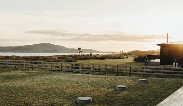 Luxury Beach House in Colac Bay/Riverton