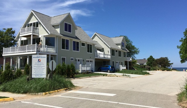 Luxury Beach Homes At Woodman Beach- NEW PRIVATE HEATED POOL-LAKE VIEWS-SLEEP 32