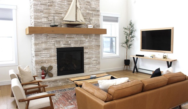 Luxury Beach House In North Rustico- Walking Distance To Beach