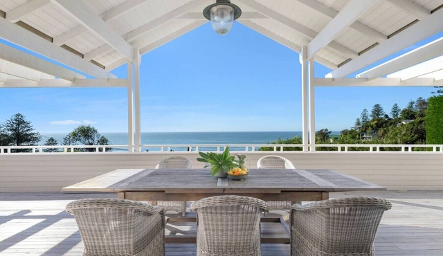 Luxury Beach House/Retreat/Beach