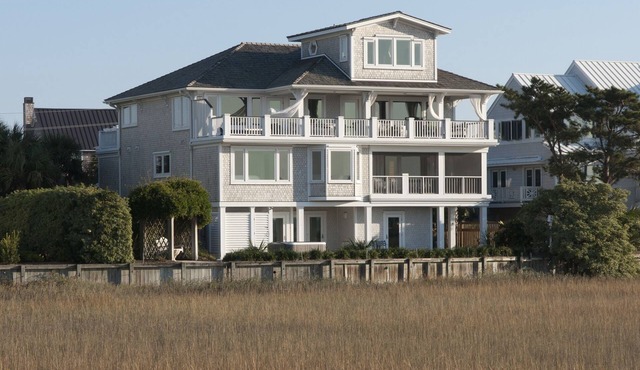 Luxury Beach House ~ Steps to the Ocean ~ Stunning Views