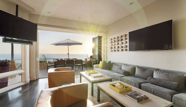 Luxury Beachfront Strand Home I Private Theater