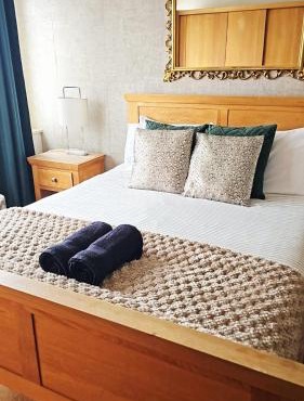 Luxury Beachfront Apartment Brighton Centre