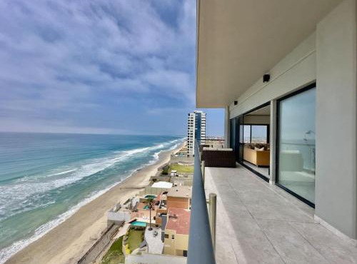 Luxury Beachfront Condo 3BR 3BA with stunning views