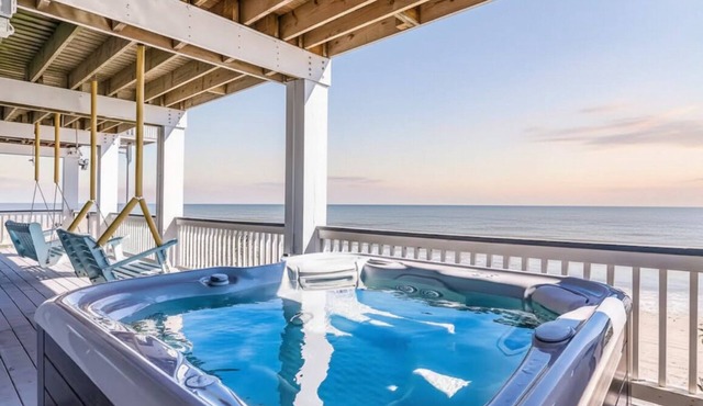 Luxury | Beachfront | Hot Tub | Firepit & Tiki bar