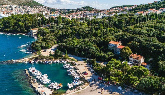 Luxury Beachfront Villa in Dubrovnik with Pool