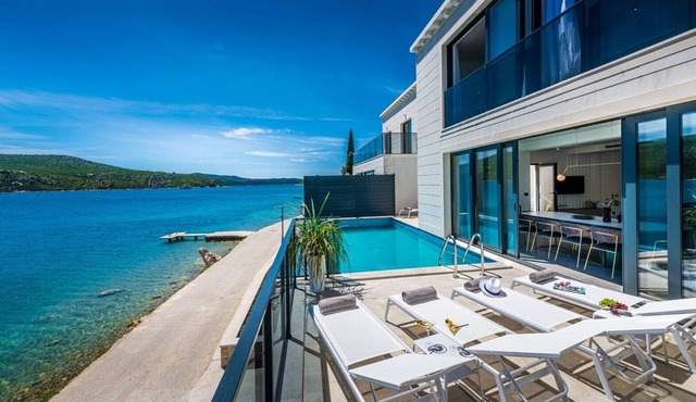Luxury Beachfront Villa Zaira with private pool in Slano - Dubrovnik